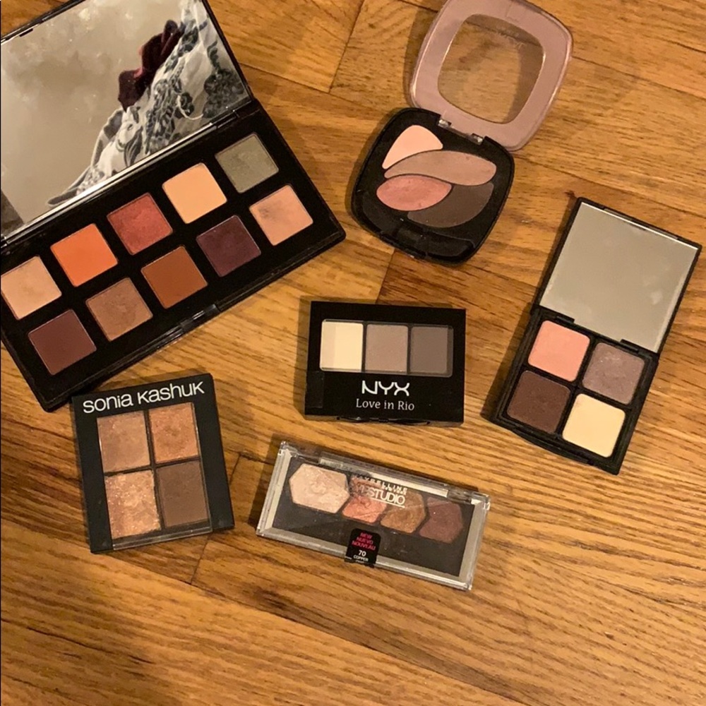 Eyeshadow bundle
